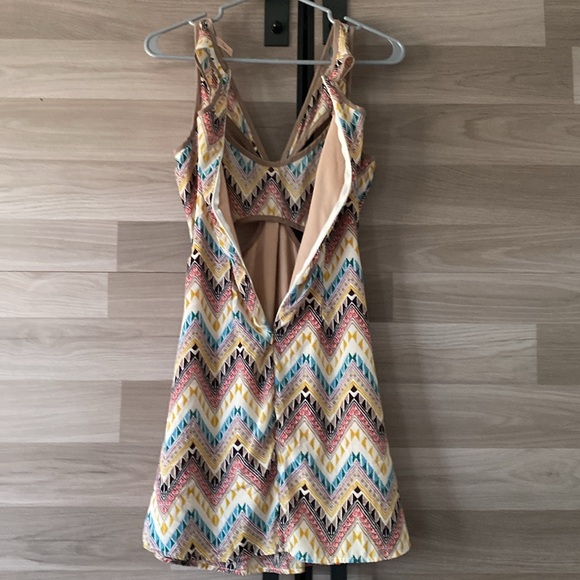 Dress with Cutouts - Picture 4 of 6